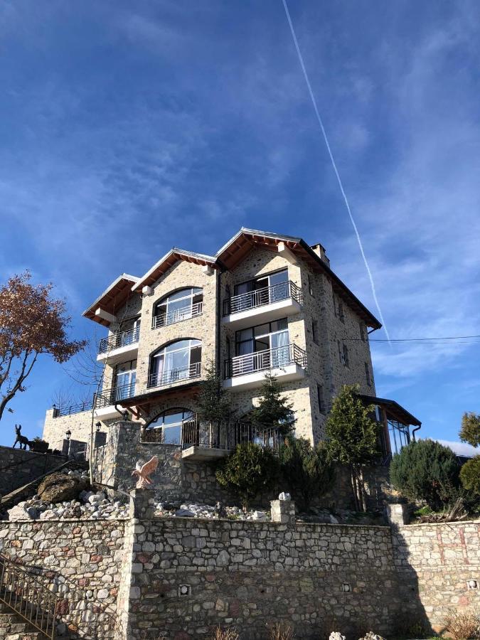 Bujtina Vrenezi Hotel Peshkopi Exterior photo